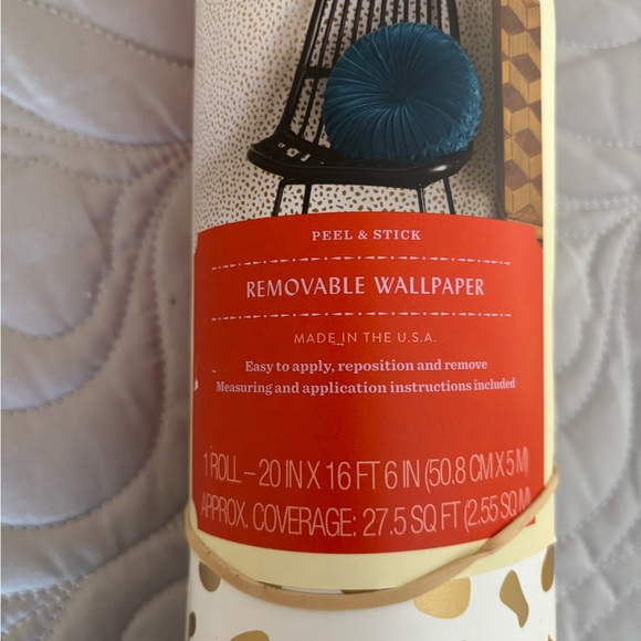 🟢NWOT. OPALHOUSE. Removable wallpaper, white with cheetah print. 27.5’ - Picture 2 of 4